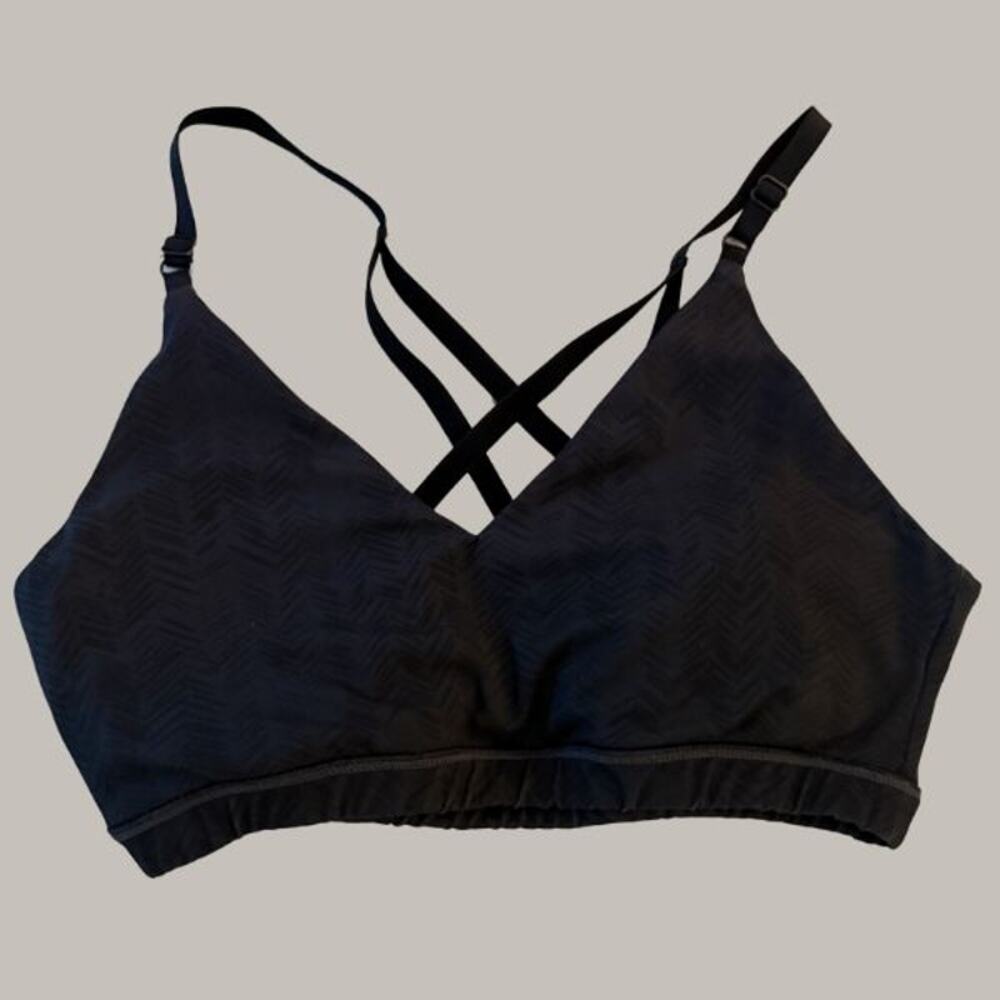 AR-33 Agility Black Chevron Sports Bra Criss Cross Back Padded Size S
